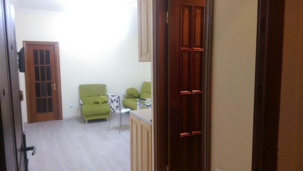 Apartments Komakhidze 68 バトゥーミ エクステリア 写真