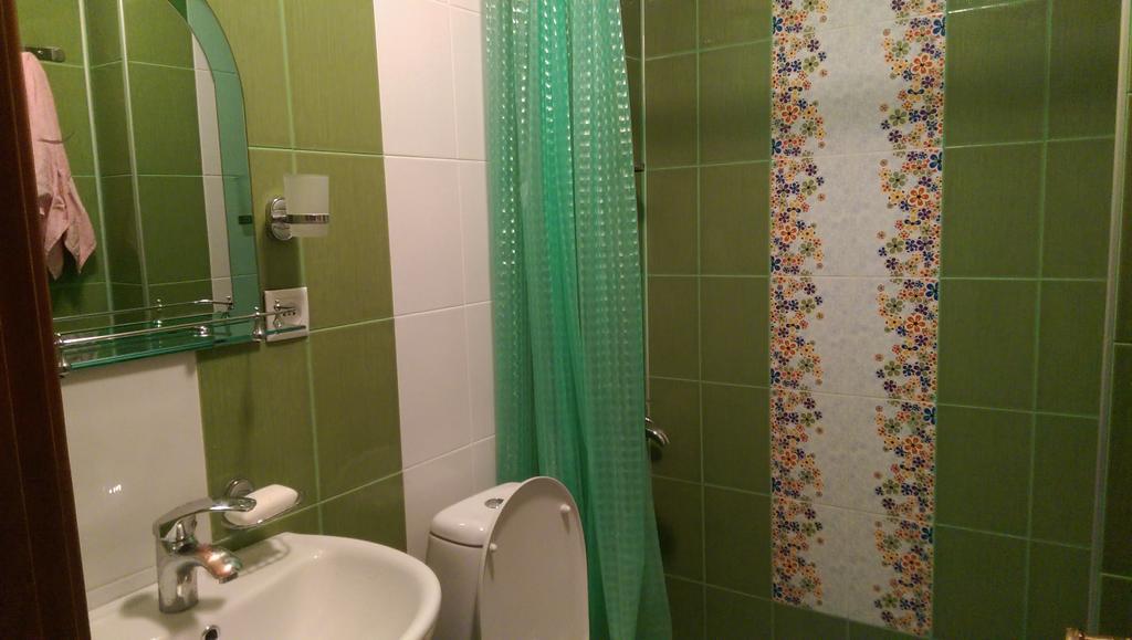 Apartments Komakhidze 68 バトゥーミ エクステリア 写真