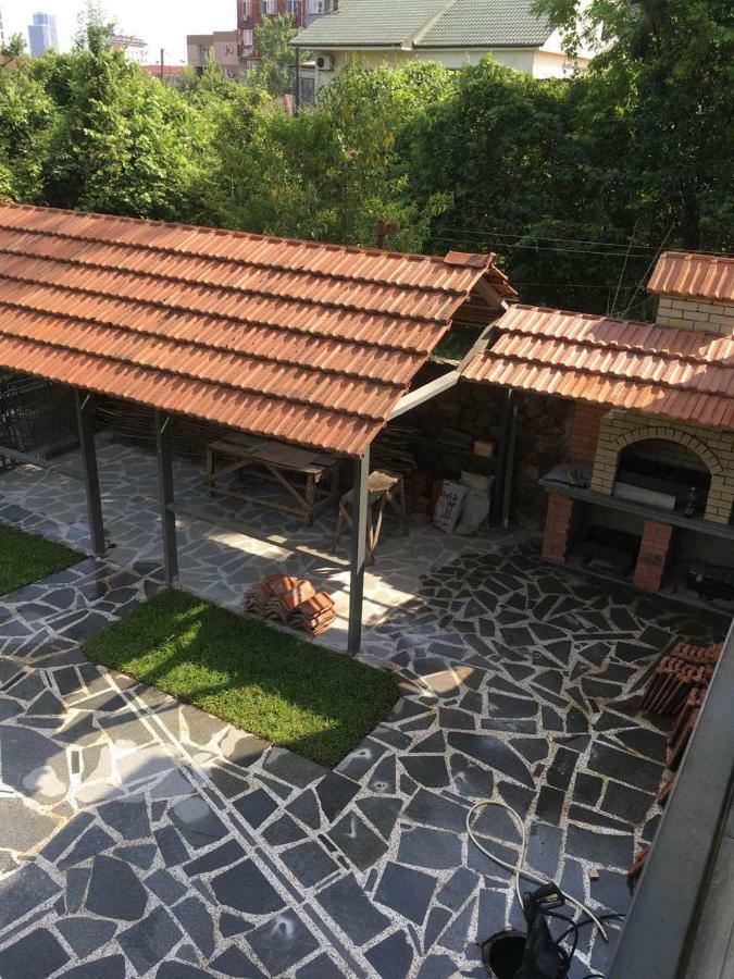 Apartments Komakhidze 68 バトゥーミ エクステリア 写真