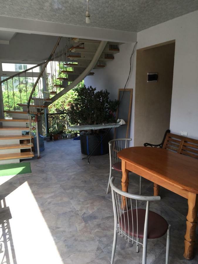 Apartments Komakhidze 68 バトゥーミ エクステリア 写真